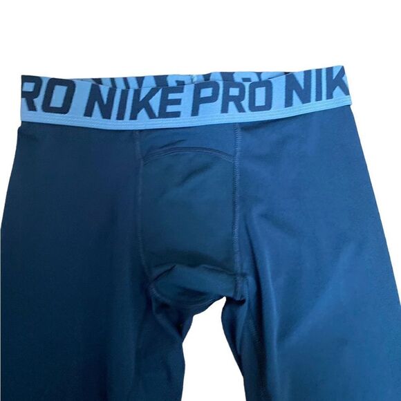 Nike Pro Black Compression Leggings Size Medium - Picture 2 of 5